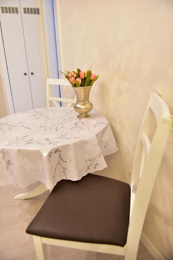 Timotei Apartment Sibiu Exteriör bild